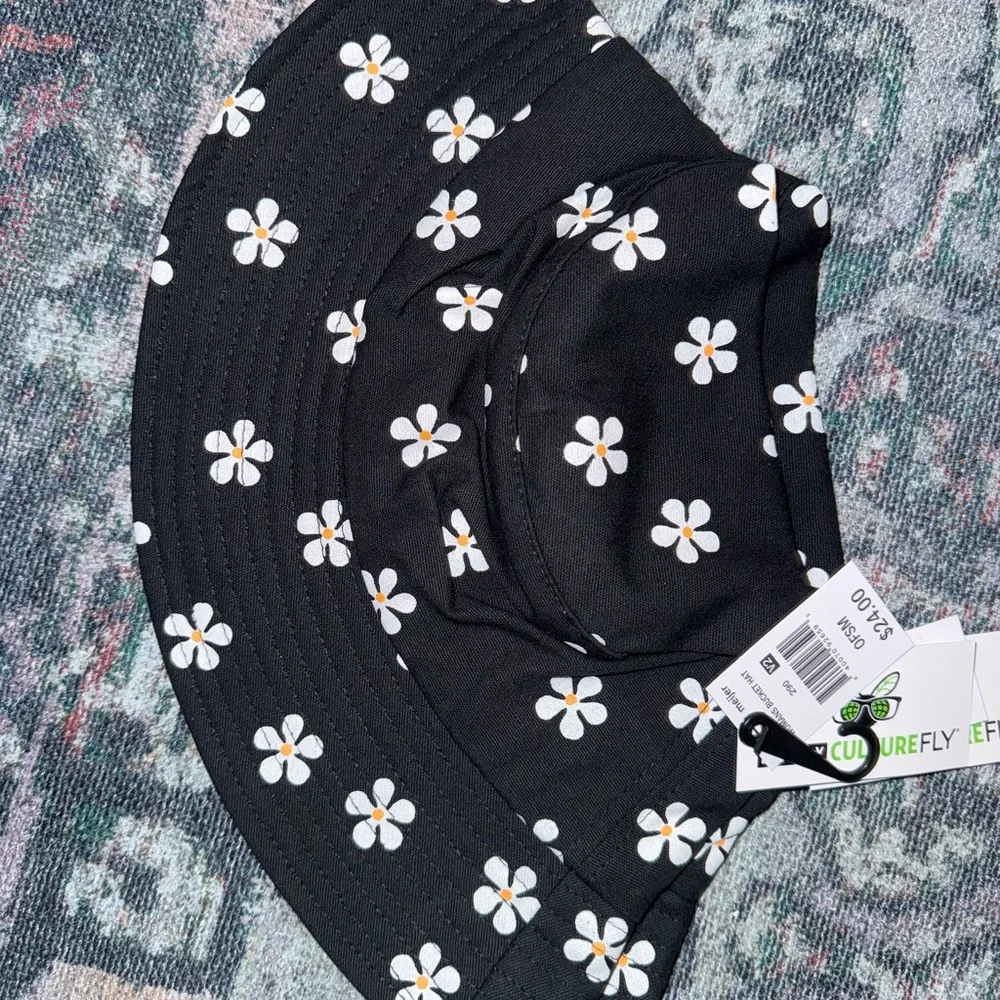 Culturefly chic black